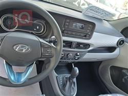 هیوندای i10